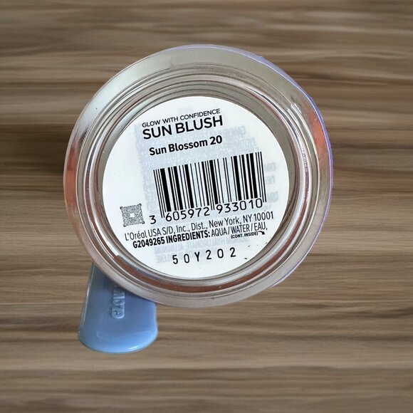 IT Cosmetics Glow with Confidence Sun Blush – 0.63 oz / 18 g - Picture 4 of 10